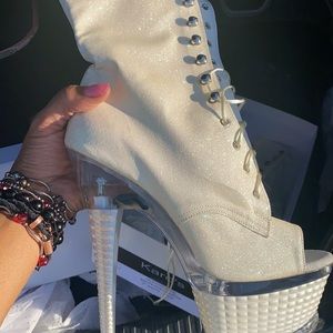 Karos Sexy 7” White Glitter Dancer Shoes.